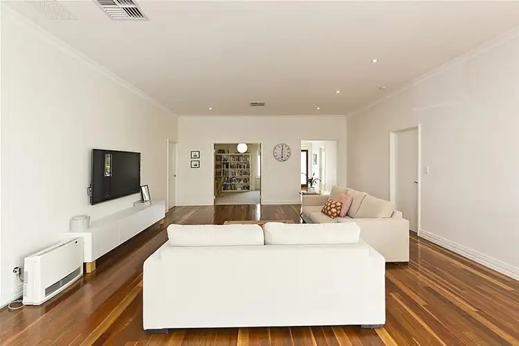 Second view of Homely house listing, 25 Three Bears Loop, Secret Harbour WA 6173