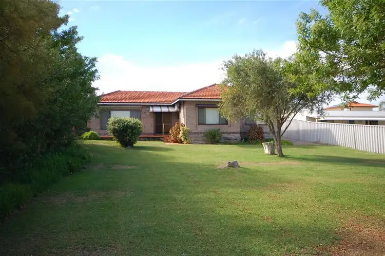70 Safety Bay Road, Shoalwater WA 6169