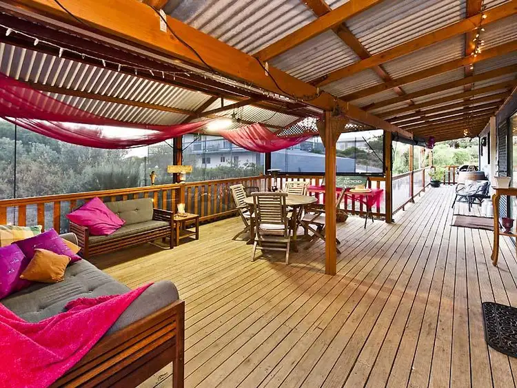 7 Lake View Road, Preston Beach WA 6215