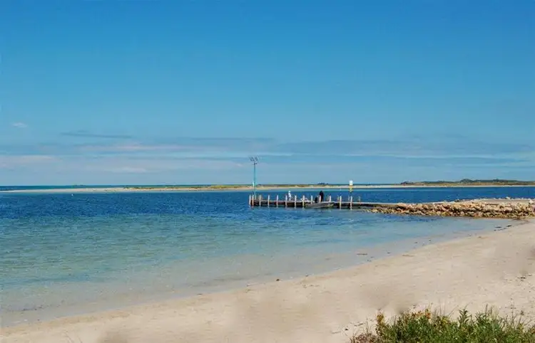 18 Radford Place, Safety Bay WA 6169