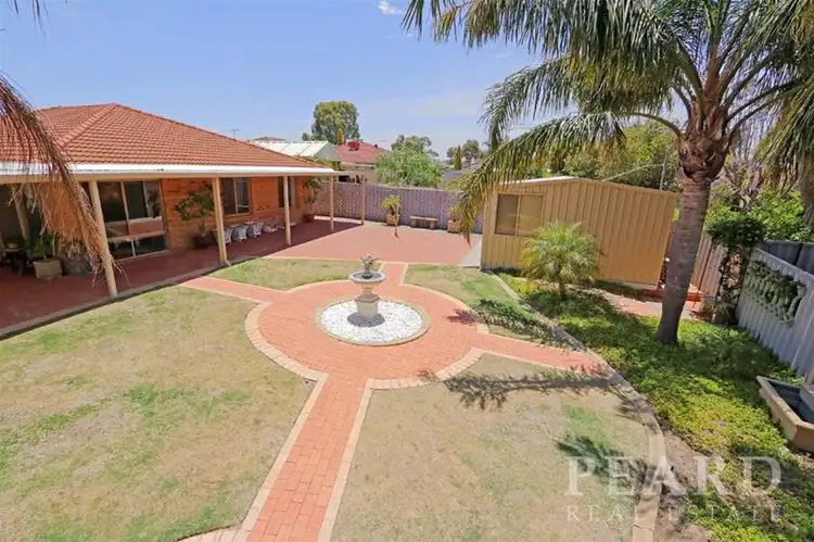 54 Jefferson Drive, Marangaroo WA 6064