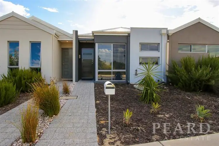 6 Dampiera Street, Dayton WA 6055