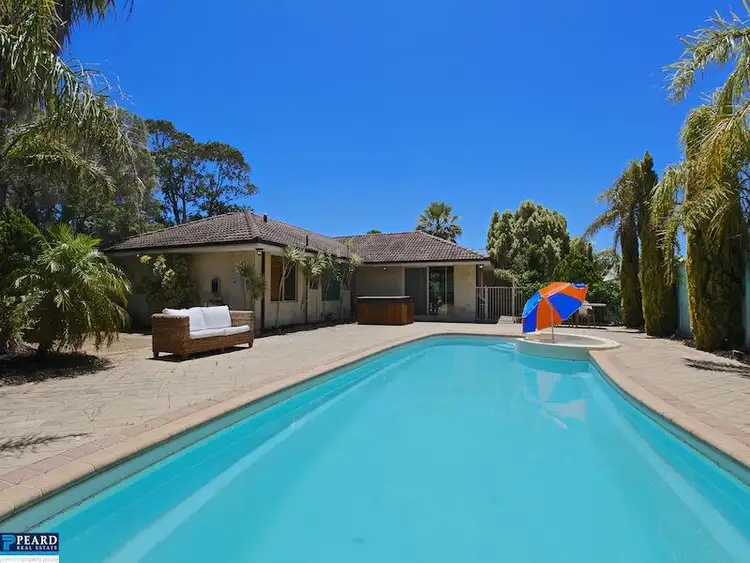 7 Shell Court, Beldon WA 6027