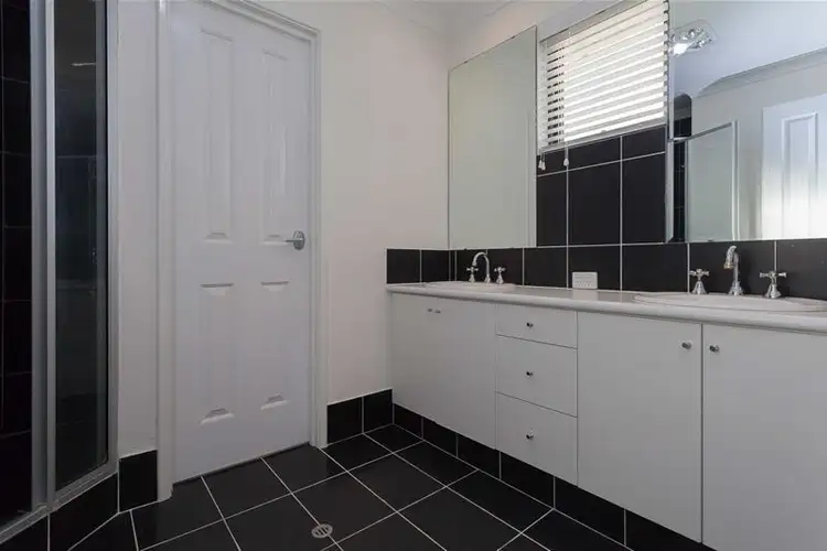 Seventh view of Homely house listing, 88 Southern Cross Circle, Ocean Reef WA 6027