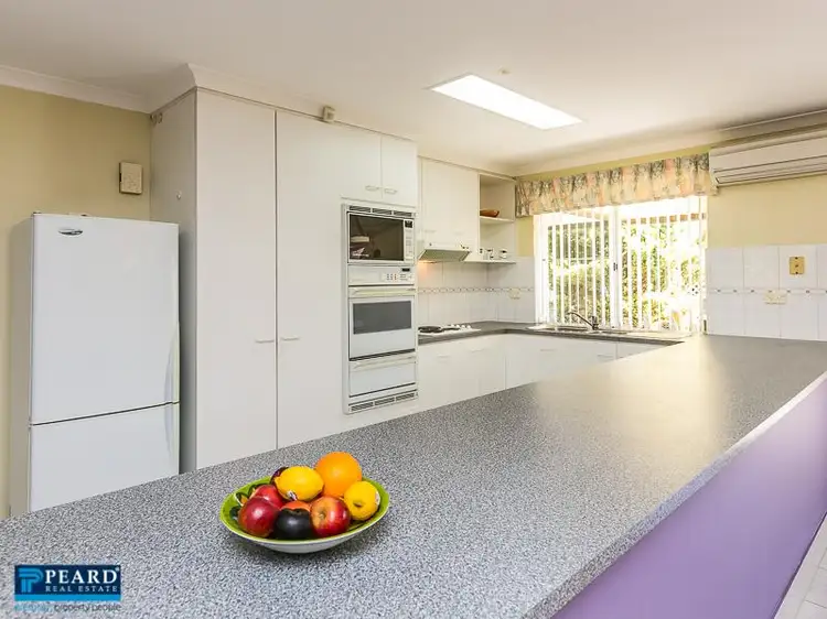 Sixth view of Homely house listing, 5 Rochele Court, Woodvale WA 6026