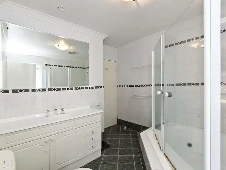 Sixth view of Homely house listing, 8 Diemen Court, Heathridge WA 6027