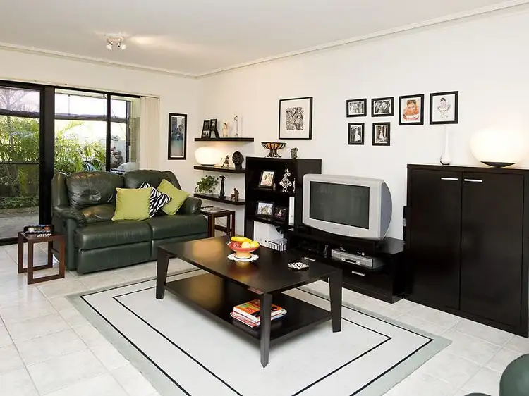 Fifth view of Homely townhouse listing, 4/33 Waterston Gardens, Hillarys WA 6025