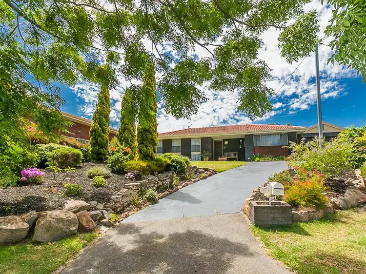 19 Debenham Way, Hillarys WA 6025