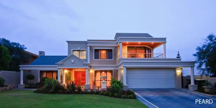 130 Castlecrag Drive, Kallaroo WA 6025