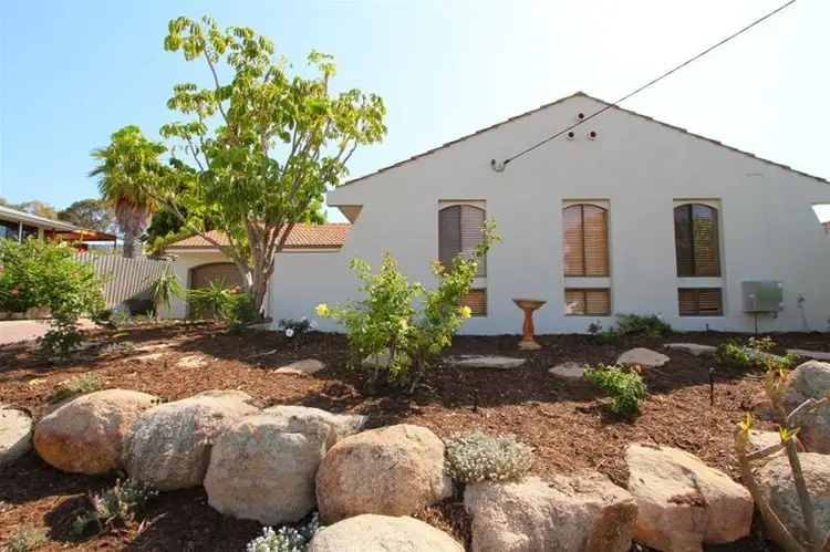 26 Absolon Way, Hillarys WA 6025