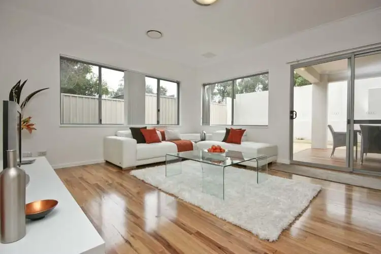 11 Brechin Court, Duncraig WA 6023