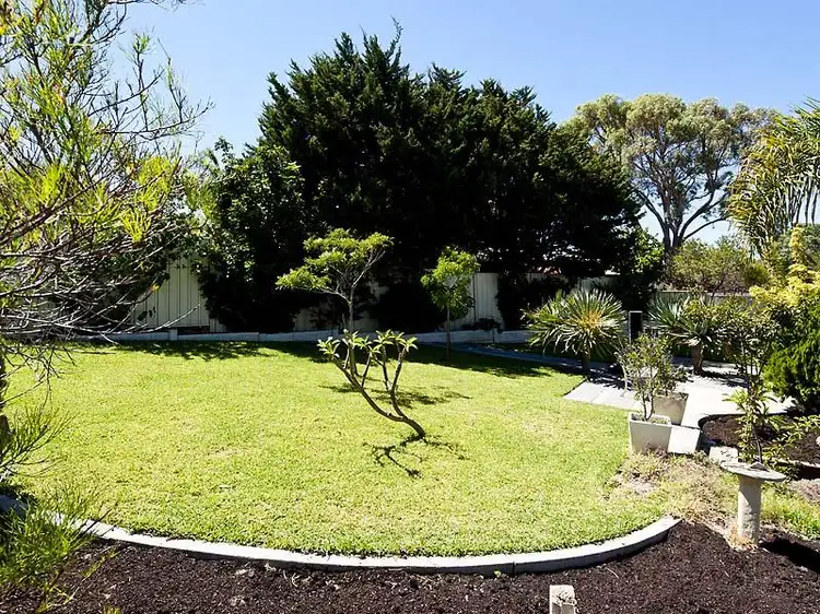 Fifth view of Homely house listing, 4 Hume Place, Padbury WA 6025