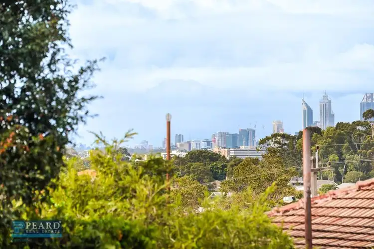 30 Murray Way, Karrinyup WA 6018