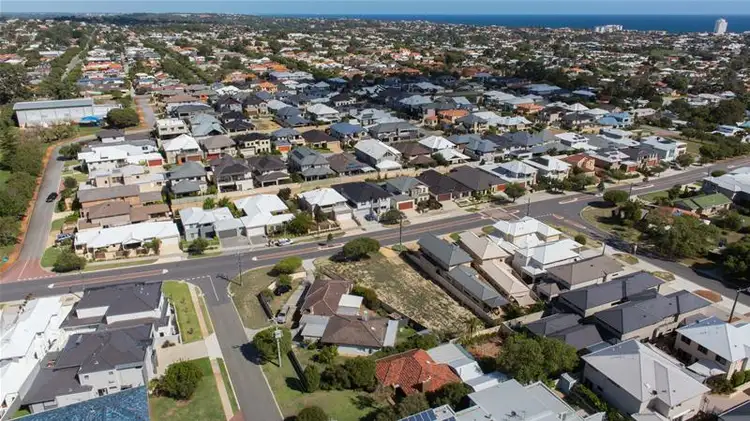 Fifth view of Homely house listing, 62 Jackson Avenue, Karrinyup WA 6018