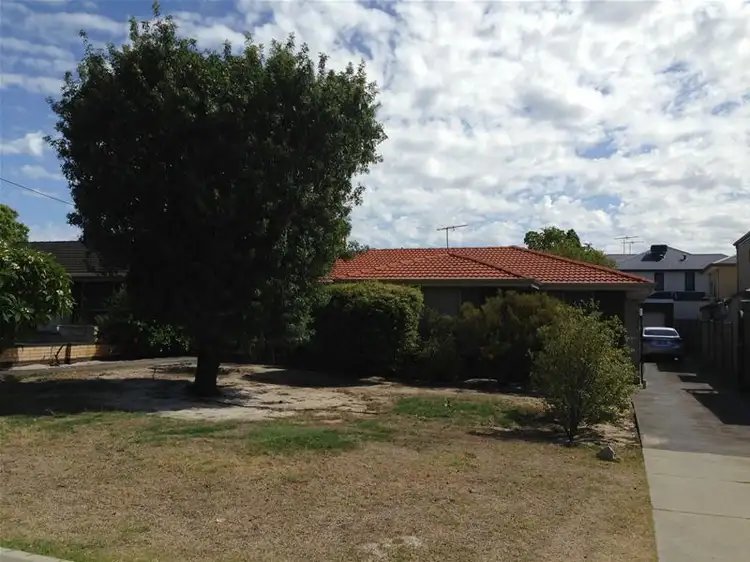 22 Kyarra Street, Innaloo WA 6018