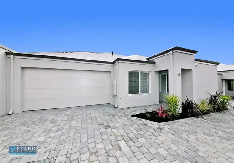 14b Phillips Grove, Innaloo WA 6018