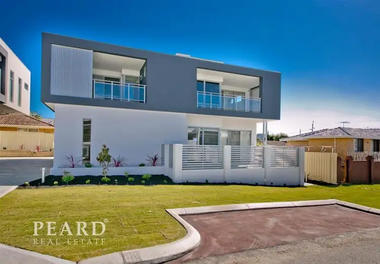 6/2 De Grey Street, Innaloo WA 6018