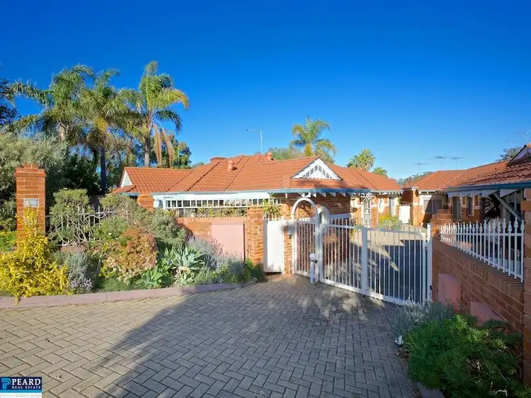 4/157 Weaponess Road, Wembley Downs WA 6019
