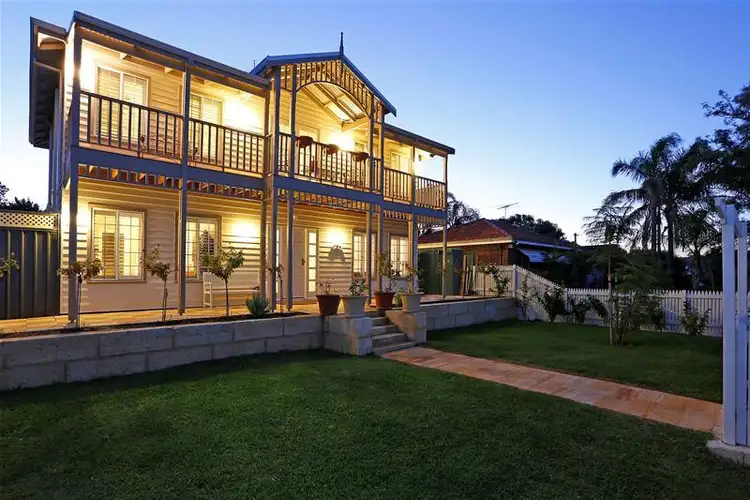 225 Woodside Street, Doubleview WA 6018