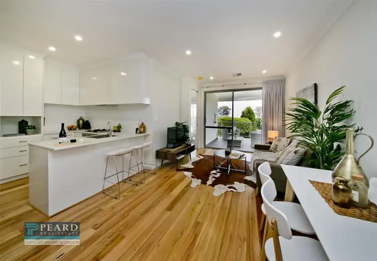 4/224 Flamborough Street, Doubleview WA 6018