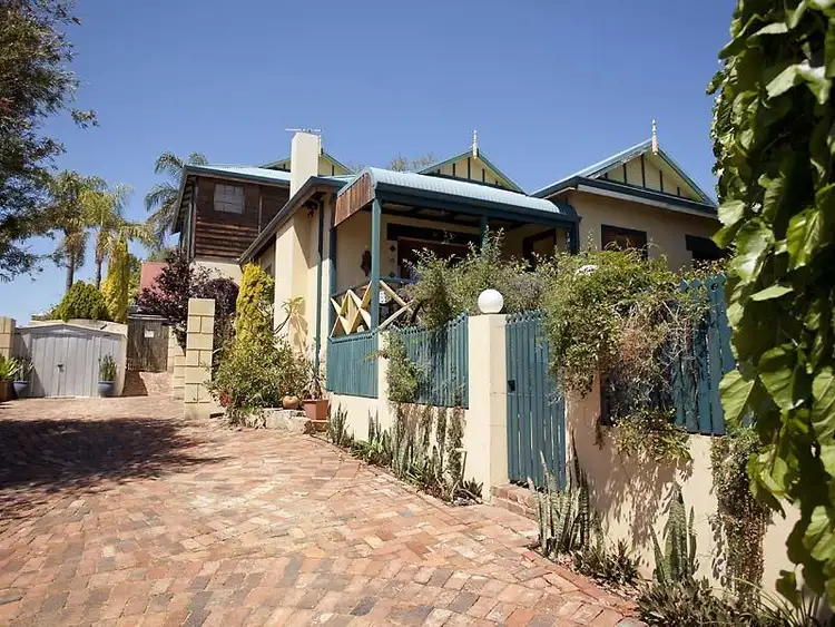 15 Beatrice Street, Doubleview WA 6018