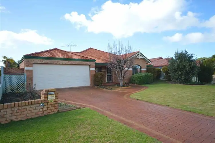 10 Sheathbill Court, Safety Bay WA 6169