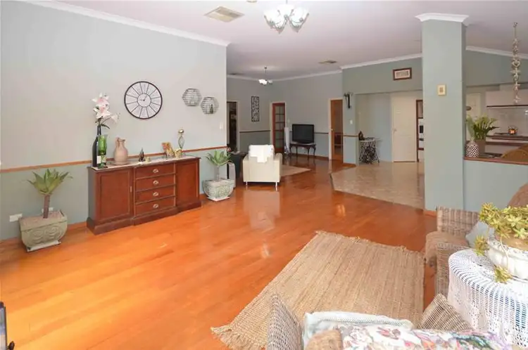 Fifth view of Homely house listing, 10 Sheathbill Court, Safety Bay WA 6169