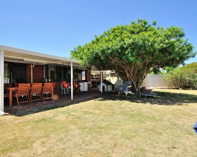 Sixth view of Homely house listing, 18 Oakdale Close, Safety Bay WA 6169
