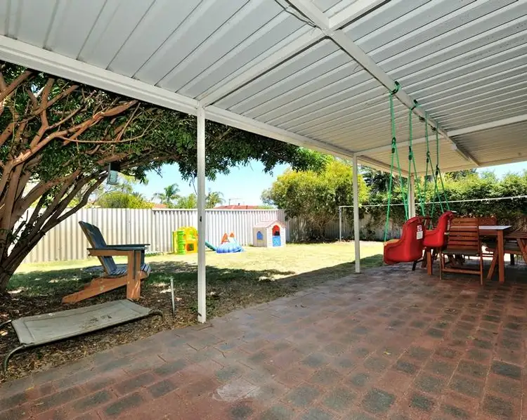 Seventh view of Homely house listing, 18 Oakdale Close, Safety Bay WA 6169