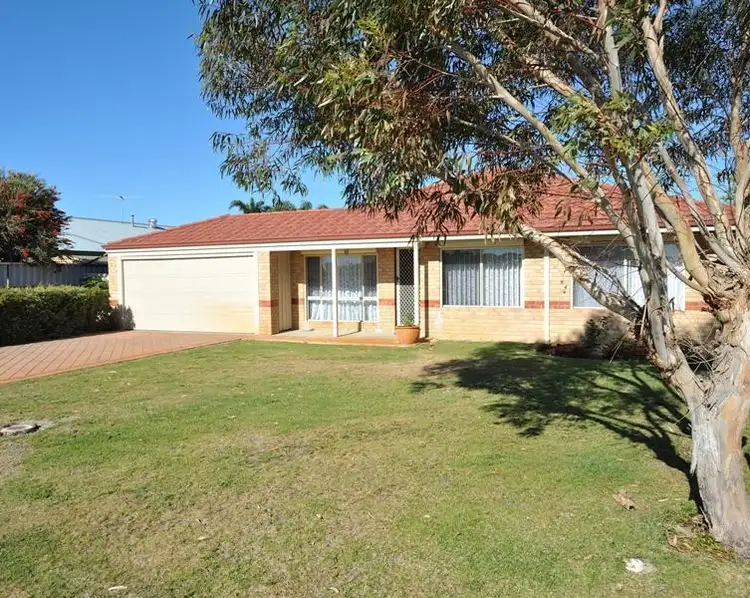 59 Hawker Street, Safety Bay WA 6169