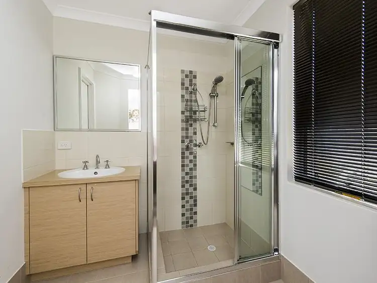 Seventh view of Homely apartment listing, 2/41 Gibson Street, Mandurah WA 6210