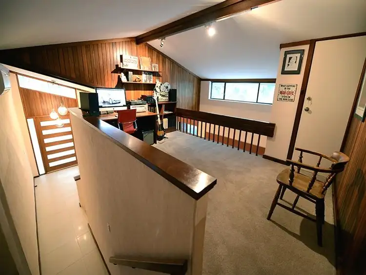 Sixth view of Homely house listing, 8 Topaz Place, Carine WA 6020