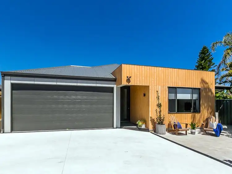 8A Throsby Way, Padbury WA 6025