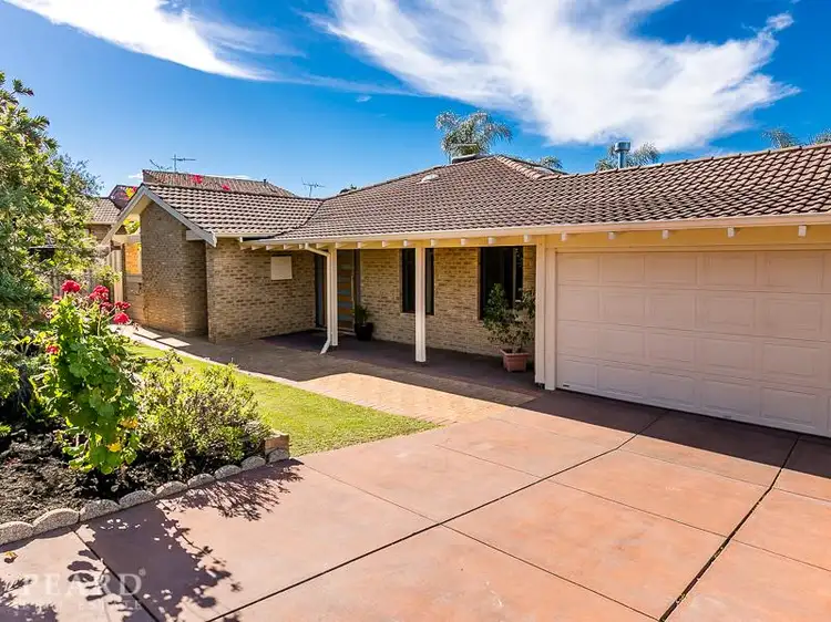 100 Glengarry Drive, Duncraig WA 6023
