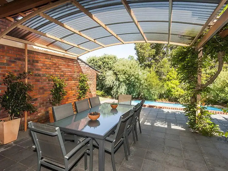 14 Ballidon Crescent, Carine WA 6020