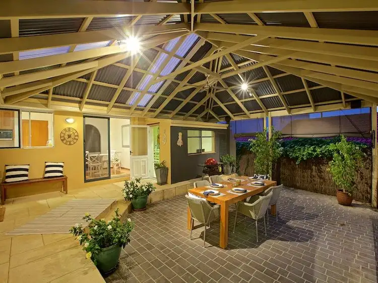 Sixth view of Homely house listing, 7 Reston Court, Duncraig WA 6023