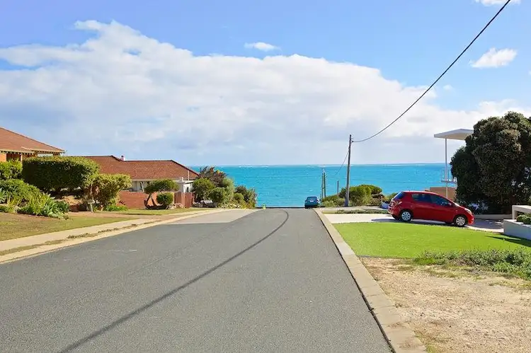 9A Ozone Road, Marmion WA 6020