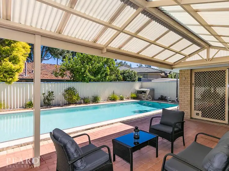 15 Pentland Avenue, Duncraig WA 6023
