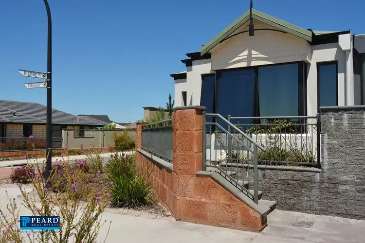 11 Pineroo Terrace, Ellenbrook WA 6069