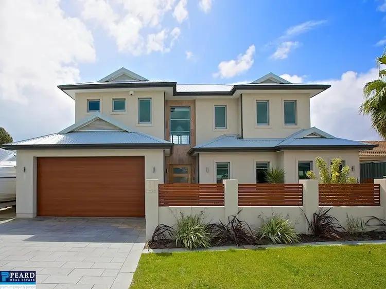 11 Ewing Drive, Hillarys WA 6025