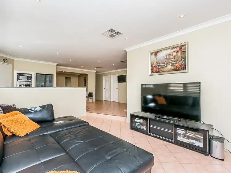 Sixth view of Homely house listing, 5 Jury Close, Ocean Reef WA 6027