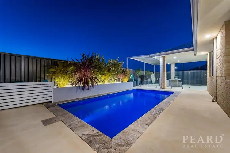 17 Costate Road, Jindalee WA 6036
