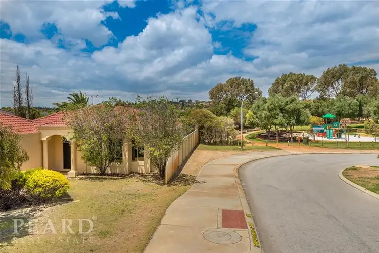 17 Negresco Turn, Currambine WA 6028