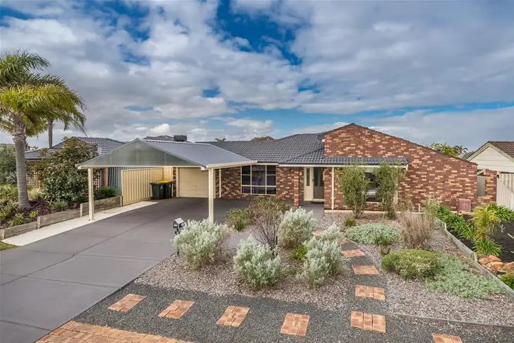 15 Fitzgerald Court, Kingsley WA 6026
