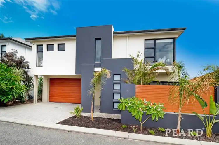 21 Bingham Lane, Scarborough WA 6019