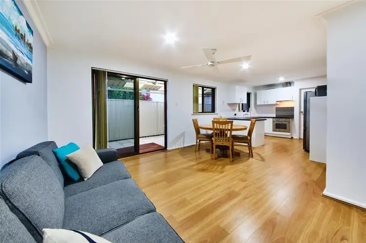 4/27-29 Edgehill Street, Scarborough WA 6019