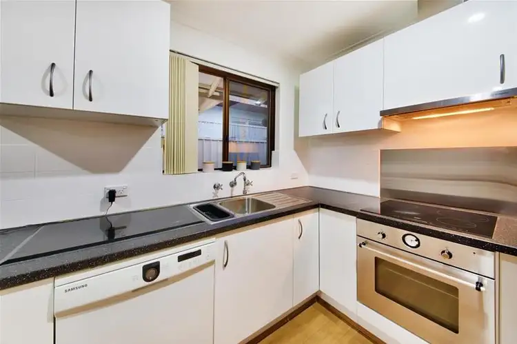 Fifth view of Homely villa listing, 4/27-29 Edgehill Street, Scarborough WA 6019