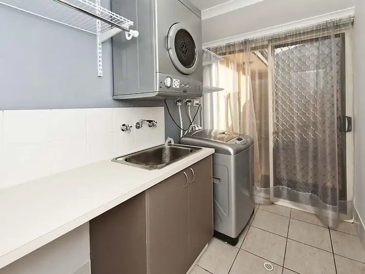 Seventh view of Homely apartment listing, 4/10 Binnar Court, Erskine WA 6210