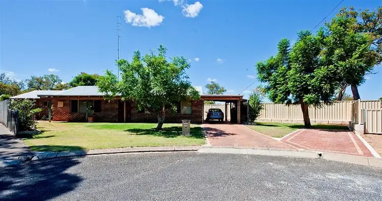 10 Waltham Court, Waroona WA 6215