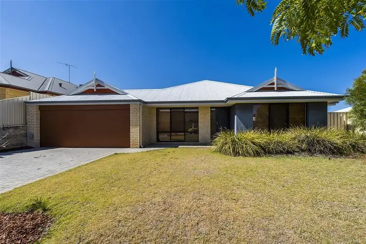 15 Albina Chase, Lakelands WA 6180